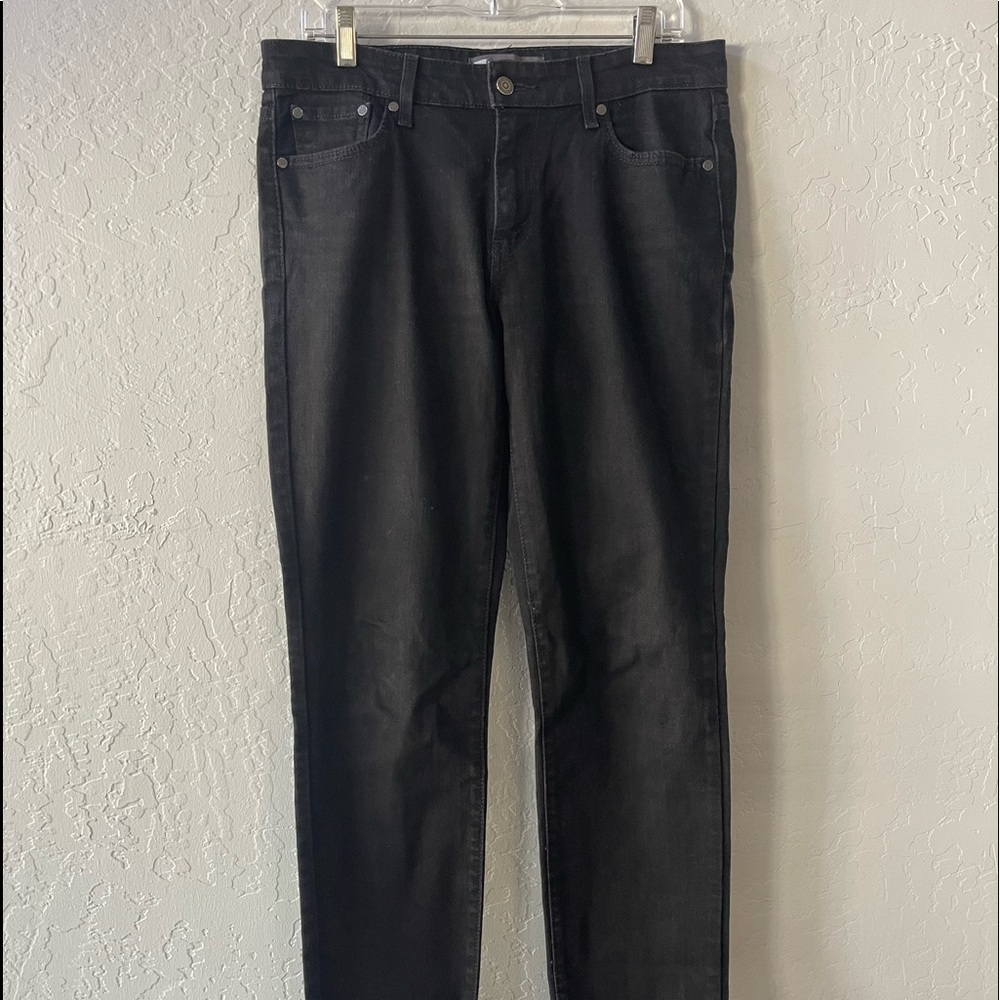 Black Levi’s Women’s Jeans